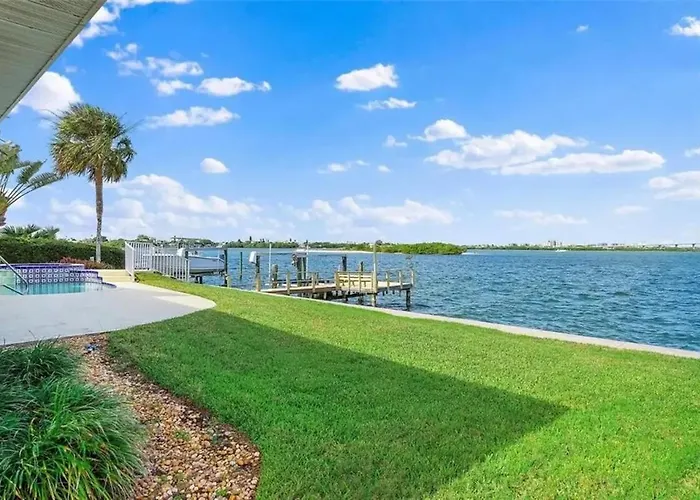 New Listing Tropical Island House Clearwater Beach