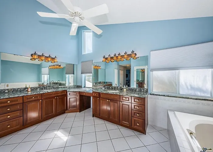 New Listing Tropical Island House * Clearwater Beach