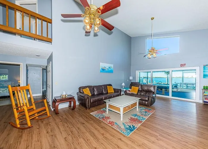 Villa New Listing Tropical Island House Clearwater Beach