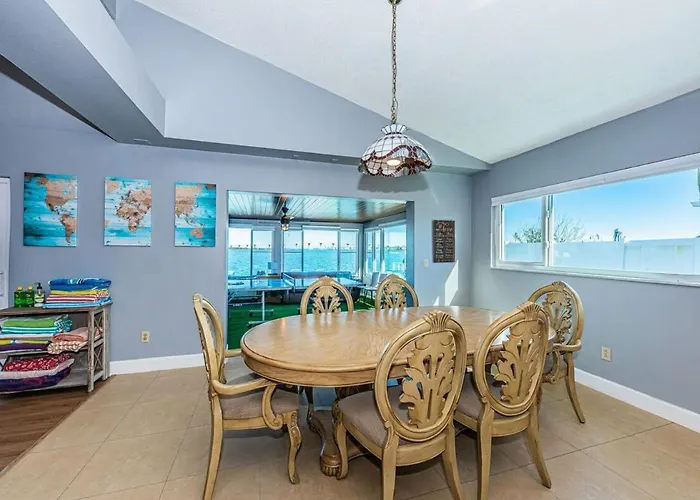New Listing Tropical Island House Villa *